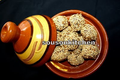 Boules de dattes كرات التمر