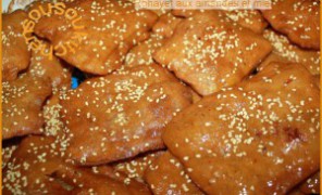 Rghayef aux amandes et miel – رغايف باللوز و العسل