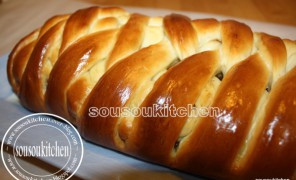 Brioche aux prunes-brioches farcies